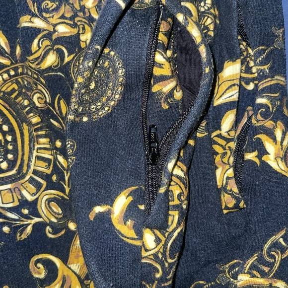Versace joggers - Picture 9 of 12